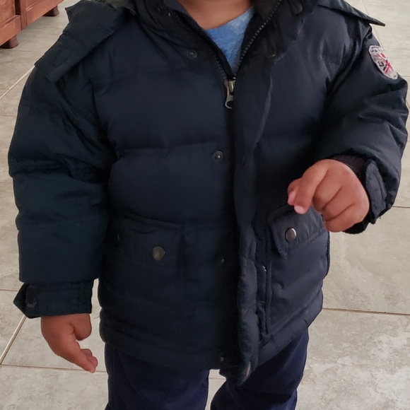 Gap toddler down puffer coat - Picture 2 of 5